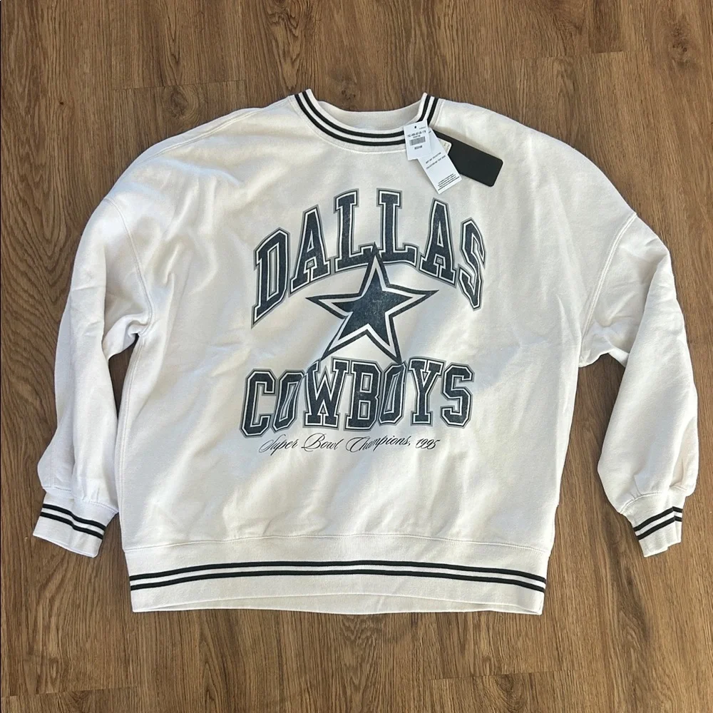 Abercrombie & Fitch Dallas Cowboy Crewneck - Picture 1 of 2